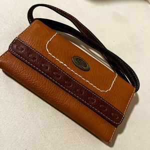NWT b.o.c. Oakley Accordion Wallet